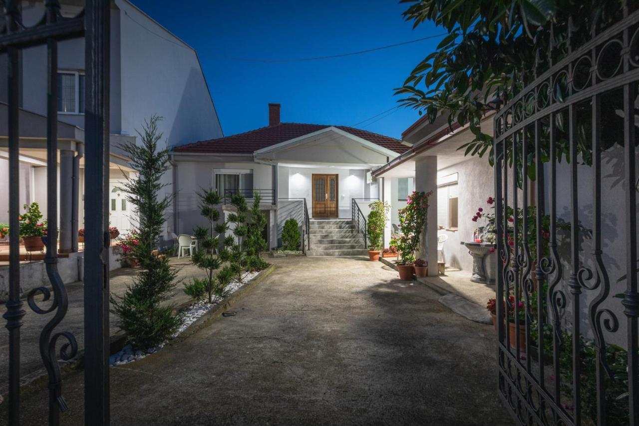Guest House - Axios غيفيغليا المظهر الخارجي الصورة